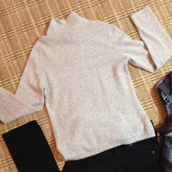 Lands End Cashmere Heather Grey Sweater M - Picture 4 of 5